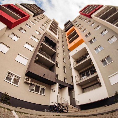 Apartment Gabriela'S Home Oradea Exteriör bild